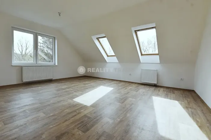 Pronájem bytu 3+kk, Milejovice, 100 m2