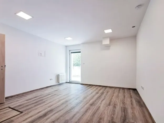 Pronájem bytu 1+kk, Praha - Stodůlky, Ke Koh-i-nooru, 29 m2