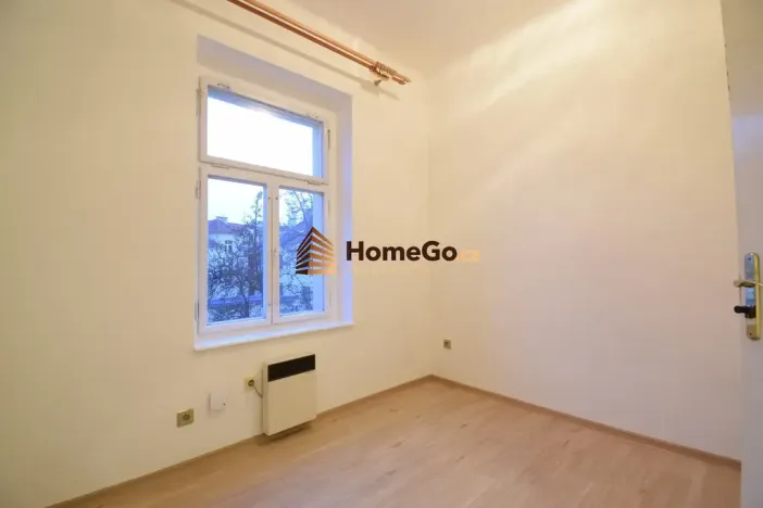Pronájem bytu 2+kk, Praha - Vršovice, Sevastopolská, 40 m2