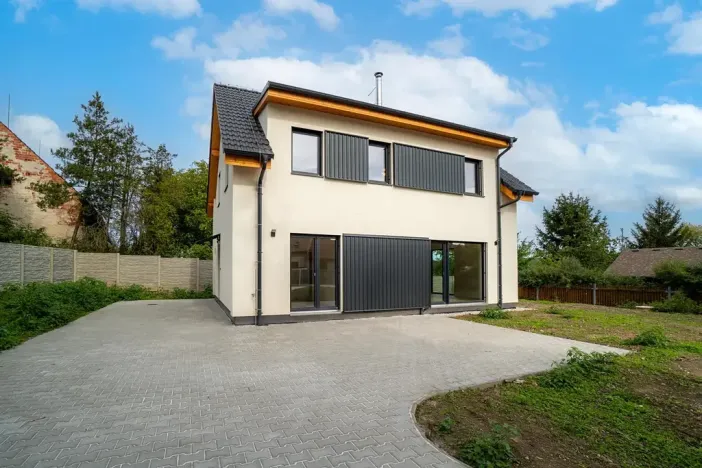 Prodej rodinného domu, Mokrouše, 134 m2