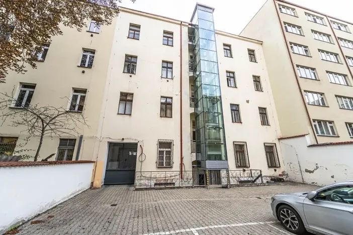 Prodej bytu 2+kk, Praha, Lucemburská, 51 m2
