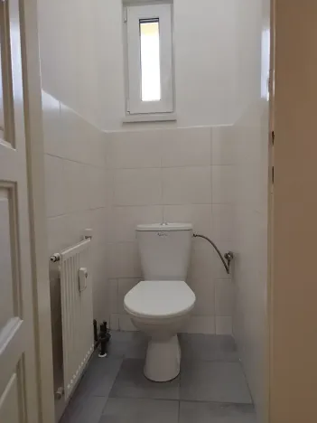 Pronájem bytu 2+1, Praha - Vysočany, Poděbradská, 77 m2