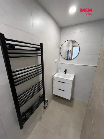 Pronájem bytu 3+1, Karlovy Vary - Stará Role, Hlávkova, 67 m2