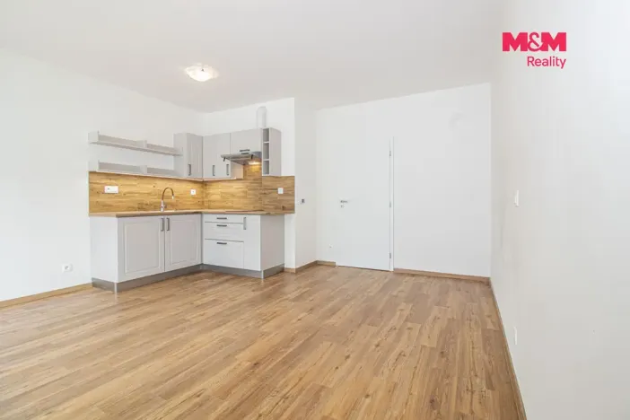 Pronájem bytu 1+kk, Uhlířské Janovice, Hrnčířská, 27 m2