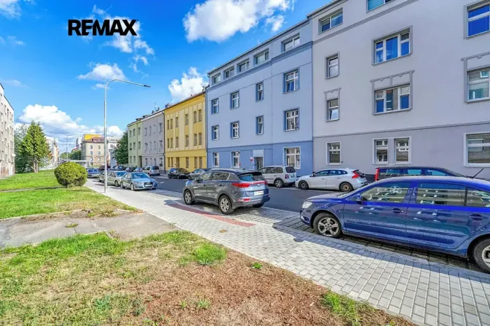Prodej bytu 3+kk, Plzeň, Živnostenská, 65 m2