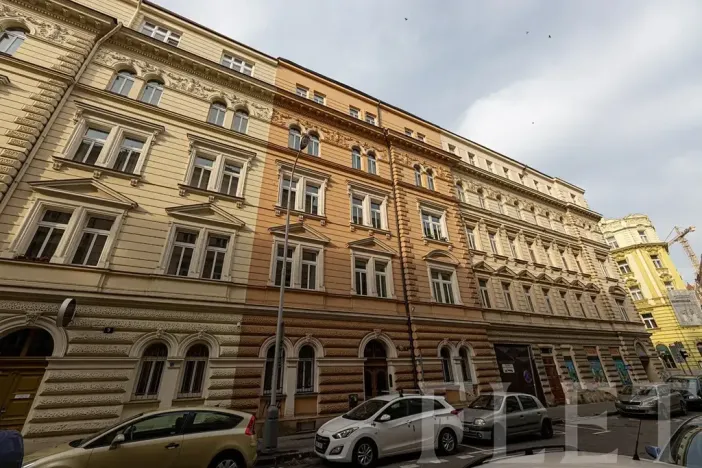 Pronájem bytu 2+1, Praha - Smíchov, Tomáškova, 66 m2