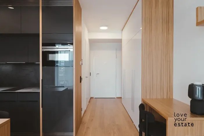 Prodej bytu 1+kk, Praha - Bubeneč, Vítězné náměstí, 44 m2