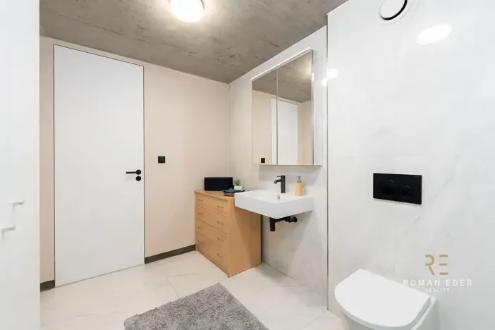 Prodej bytu 1+kk, Praha - Modřany, Československého exilu, 59 m2
