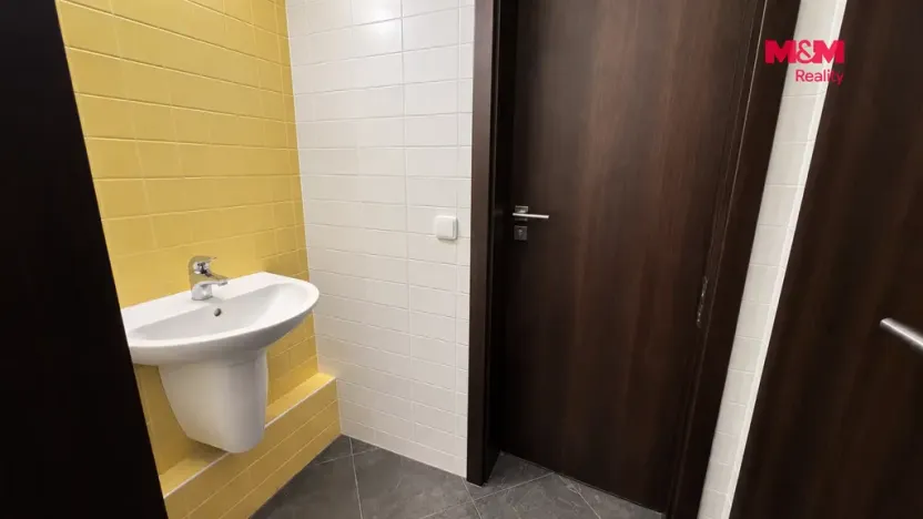Pronájem obchodního prostoru, Šumperk, Langrova, 129 m2