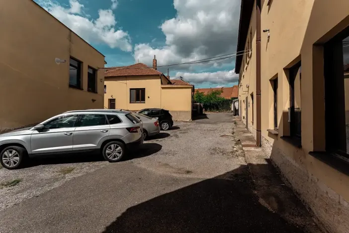 Prodej komerční nemovitosti, Zbýšov, Na drahách, 549 m2