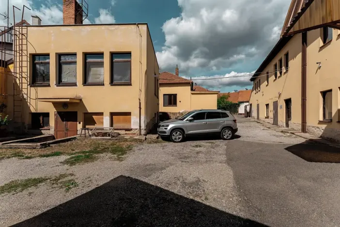 Prodej komerční nemovitosti, Zbýšov, Na drahách, 549 m2