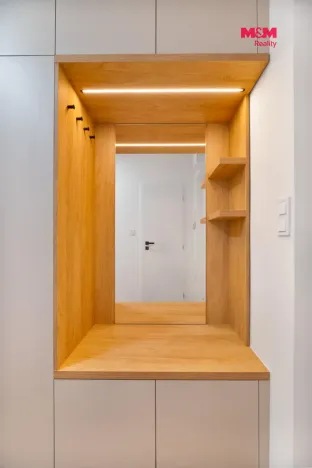 Prodej bytu 2+1, Ostrava - Poruba, Vietnamská, 54 m2