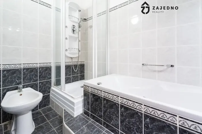 Pronájem bytu 4+1, Brno, Uzbecká, 79 m2