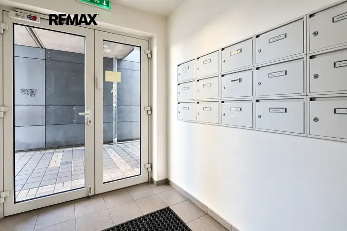Prodej bytu 1+kk, Praha - Strašnice, Názovská, 35 m2