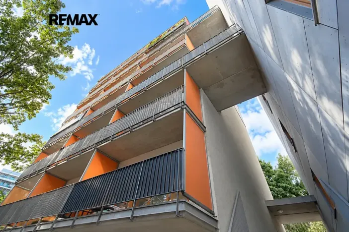 Prodej bytu 1+kk, Praha - Strašnice, Názovská, 35 m2