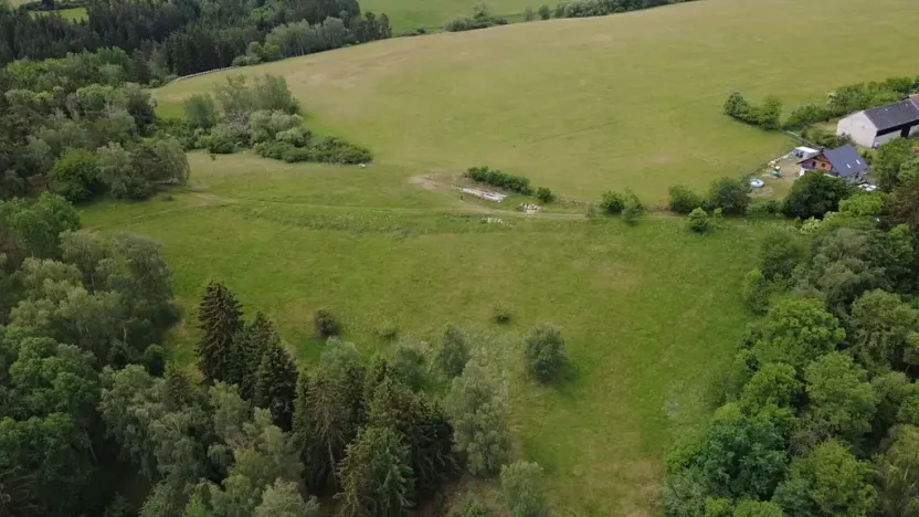 Prodej pozemku pro bydlení, Planá, 1435 m2