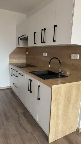 Pronájem bytu 2+kk, Kladno, Na růžovém poli, 47 m2