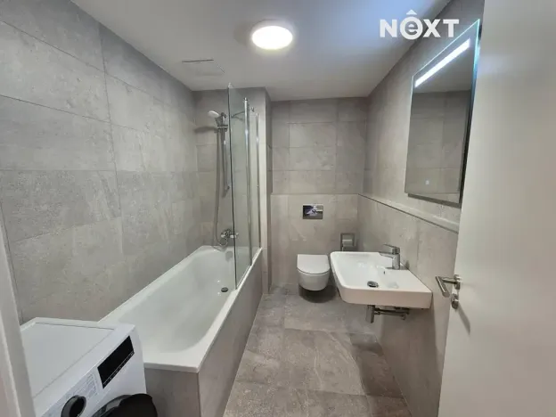 Pronájem bytu 1+kk, Praha - Hlubočepy, Divíškové, 31 m2