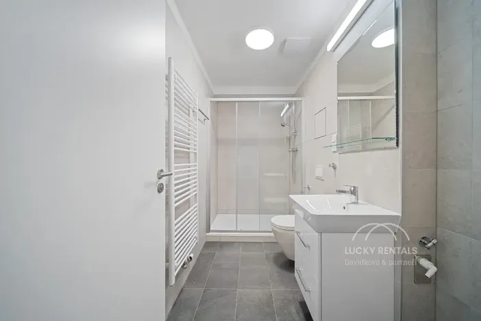 Pronájem bytu 1+kk, Praha - Chodov, Líbalova, 30 m2