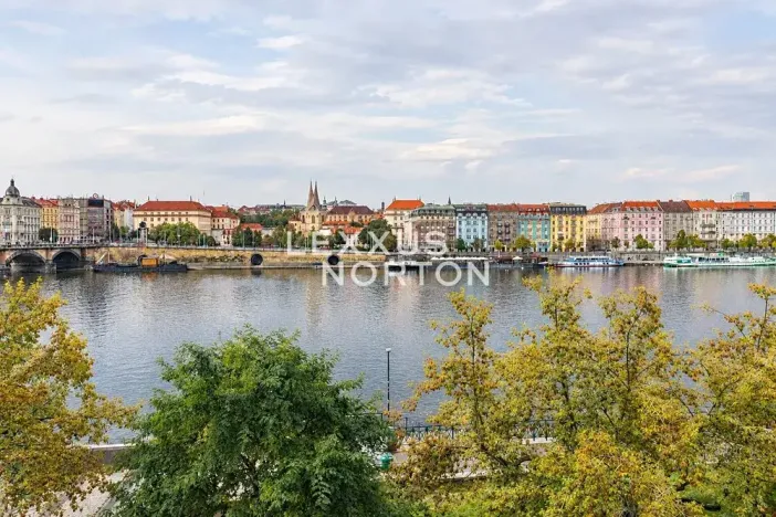 Pronájem bytu 3+1, Praha - Smíchov, Hořejší nábřeží, 94 m2