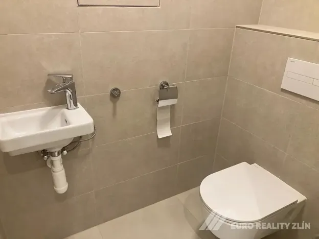 Pronájem bytu 2+kk, Zlín, Ševcovská, 61 m2