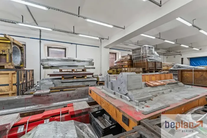 Prodej obchodního prostoru, Varnsdorf, Dvořákova, 7660 m2