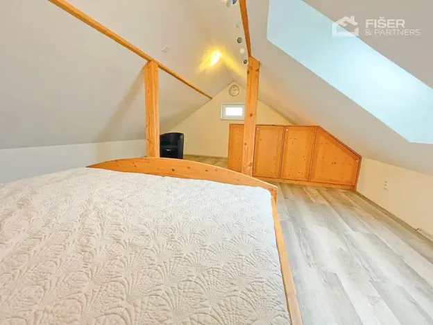 Pronájem bytu 2+kk, Světice, K Dálnici, 60 m2