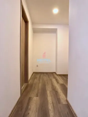 Pronájem bytu 1+kk, Olomouc, Zeyerova, 36 m2