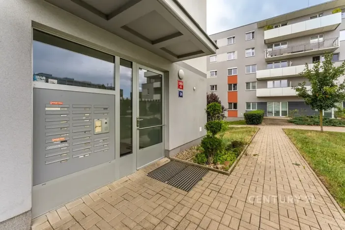Prodej bytu 1+kk, Praha - Háje, Jurkovičova, 35 m2