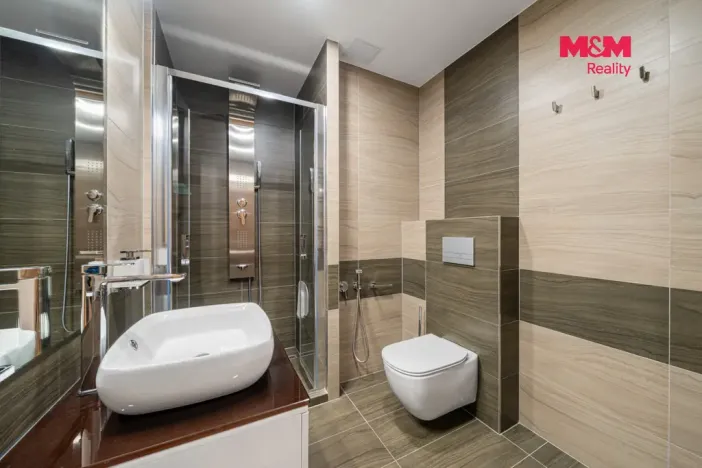 Prodej bytu 2+kk, Karlovy Vary - Rybáře, Sedlecká, 68 m2
