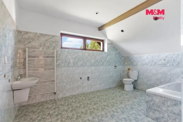 Prodej rodinného domu, Dlouhý Most, 372 m2