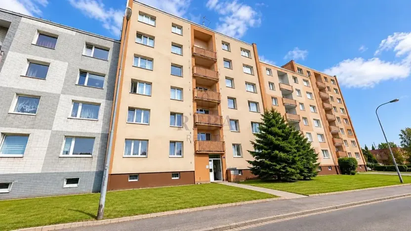 Prodej bytu 3+1, Karlovy Vary, Úvalská, 83 m2