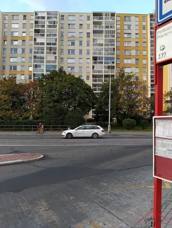 Prodej bytu 3+1, Praha - Troja, Mazurská, 74 m2