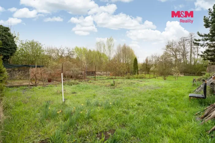 Prodej zahrady, Hostomice, Školní náměstí, 1050 m2