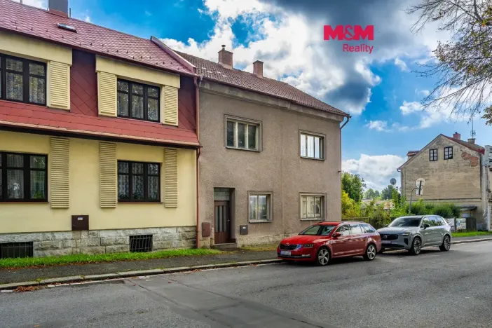 Prodej rodinného domu, Dvůr Králové nad Labem, Nerudova, 150 m2