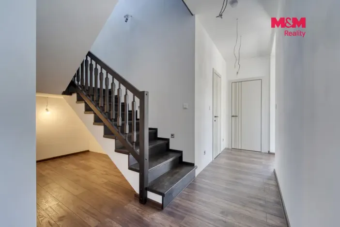 Prodej rodinného domu, Vodochody - Hoštice, Na Kopečku, 168 m2