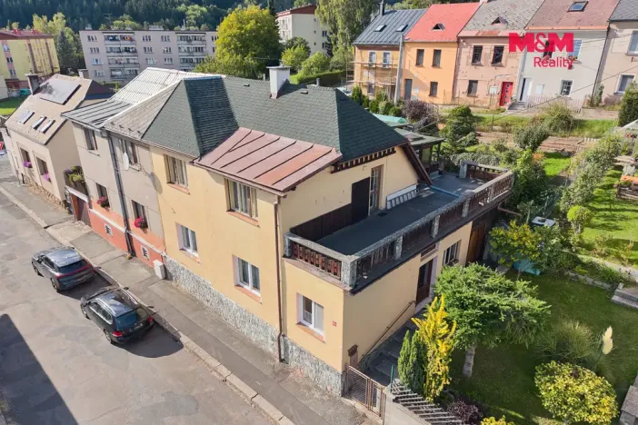 Prodej rodinného domu, Úpice, Sukova, 210 m2