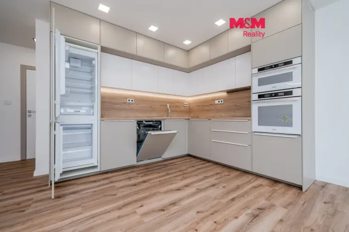 Prodej bytu 4+kk, Ostrava - Poruba, Alžírská, 78 m2