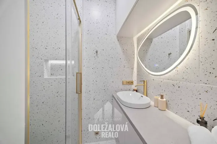 Prodej bytu 1+kk, Praha - Strašnice, Kralická, 25 m2