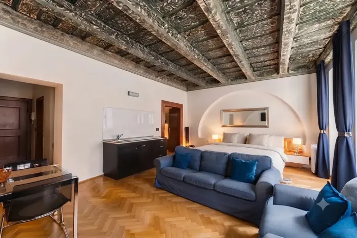 Prodej bytu 2+kk, Praha - Malá Strana, Tomášská, 57 m2