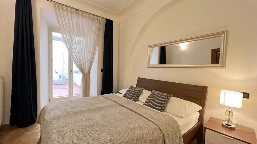 Prodej bytu 2+kk, Praha - Malá Strana, Tomášská, 57 m2