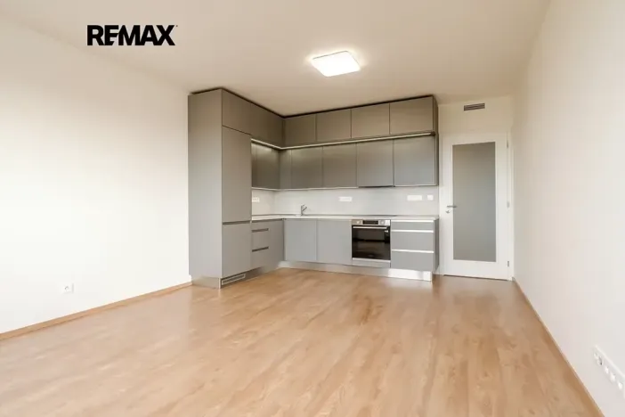 Pronájem bytu 2+kk, Praha - Kamýk, Zimova, 58 m2