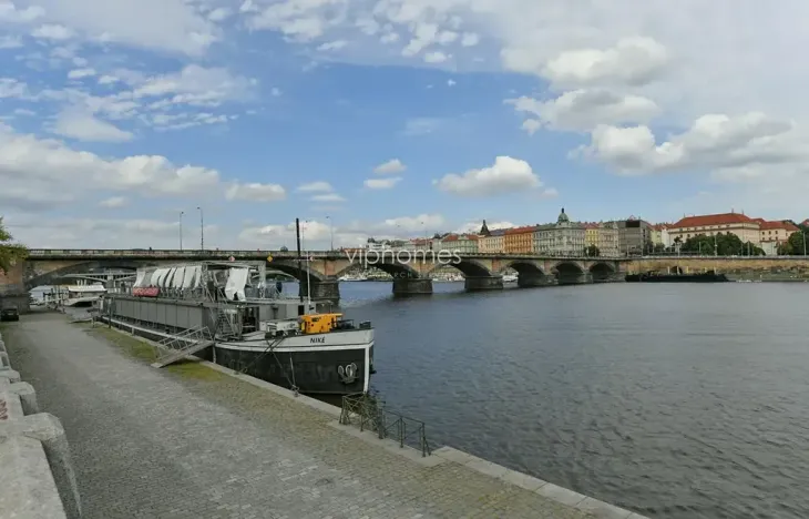 Pronájem bytu 3+kk, Praha - Smíchov, Hořejší nábřeží, 95 m2