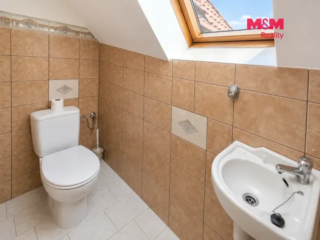 Pronájem bytu 3+kk, Jinočany, Náměstí 5. května, 99 m2