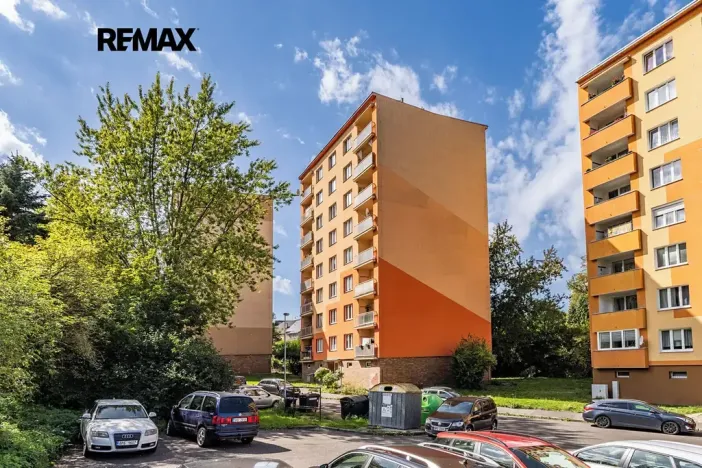 Prodej bytu 4+1, Karlovy Vary, Modenská, 77 m2