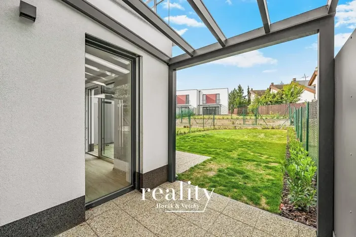 Pronájem bytu 2+kk, Jihlava, Na Nivách, 58 m2