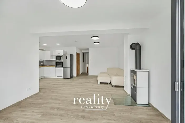 Pronájem bytu 2+kk, Jihlava, Na Nivách, 58 m2
