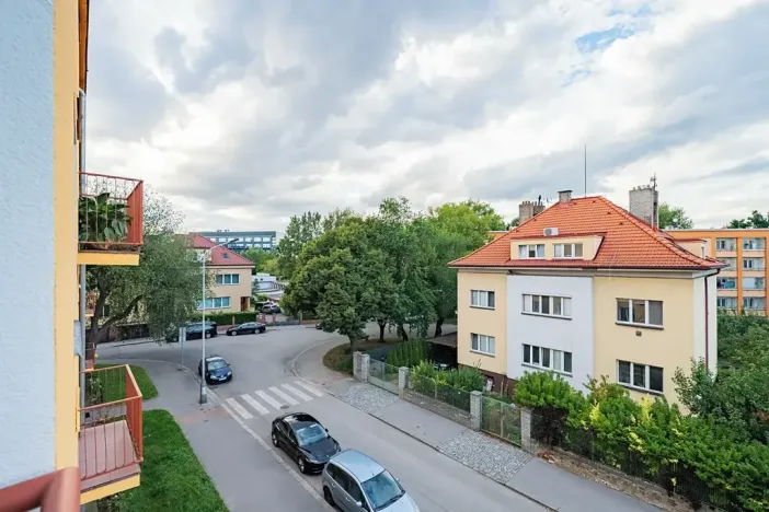 Prodej bytu 2+1, Praha - Břevnov, Plojharova, 56 m2