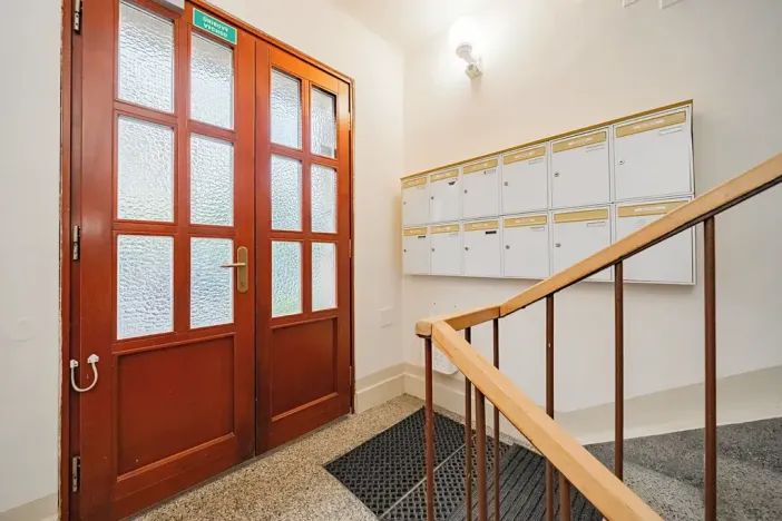 Prodej bytu 2+1, Praha - Břevnov, Plojharova, 56 m2