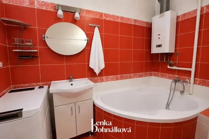Prodej bytu 1+1, Hodonín, Nádražní řádek, 63 m2